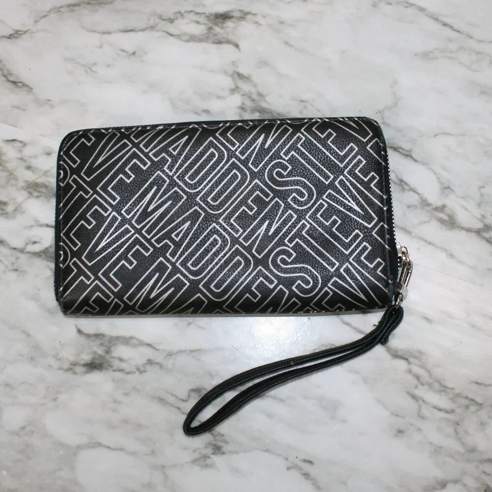 STEVE MADDEN Wristlet Mini Bag Clutch Wallet PU Leather Carry All Purse Black